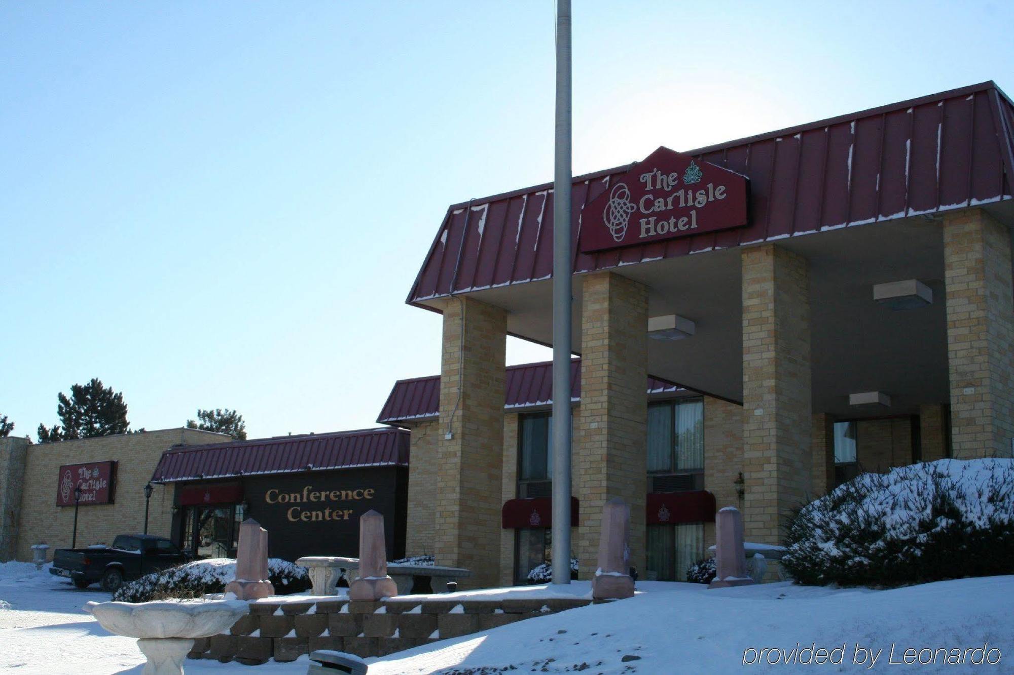 Westmont Inn & Suites Omaha Buitenkant foto