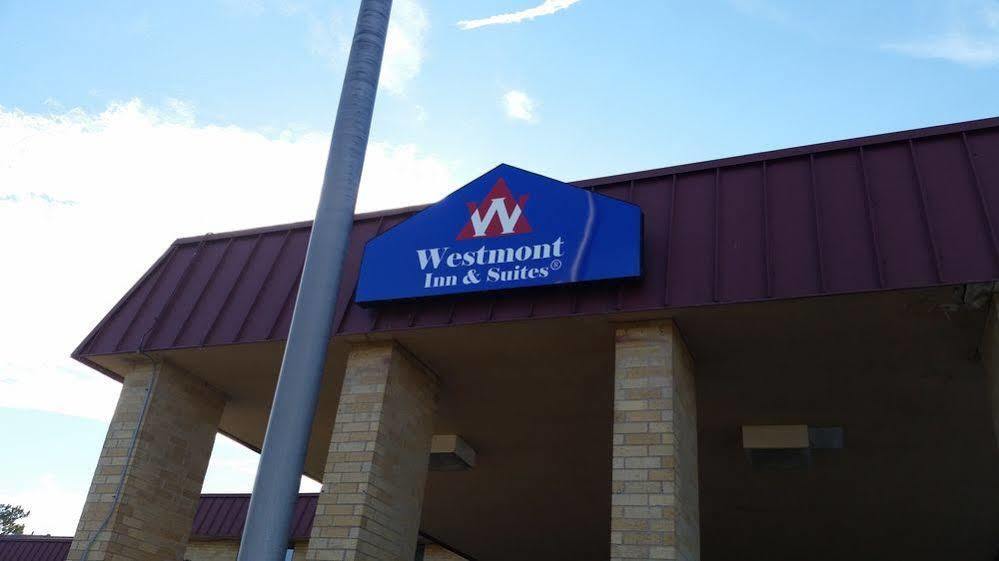 Westmont Inn & Suites Omaha Buitenkant foto